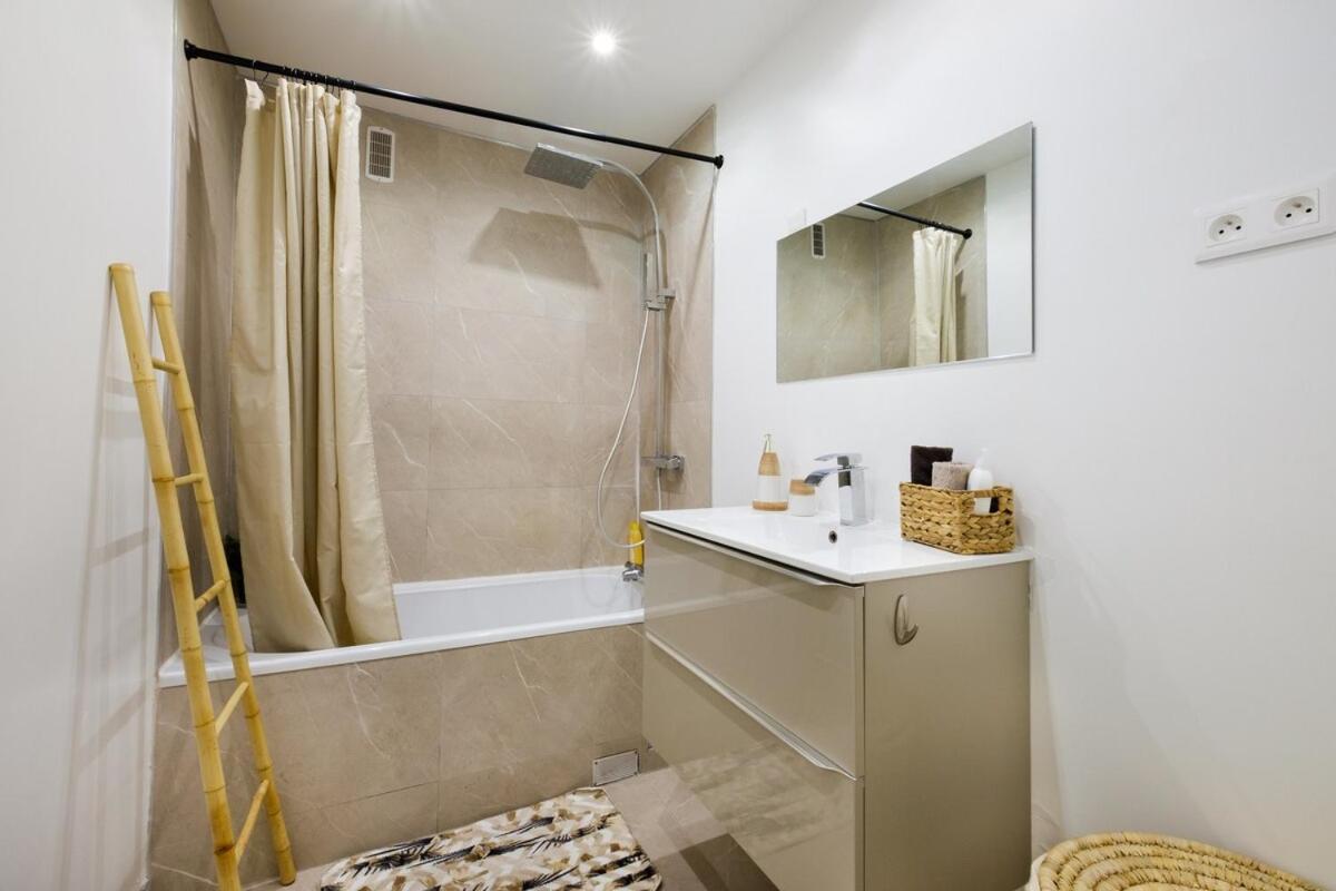Appartement à 5 minutes à pied de la plage Cagnes-sur-Mer Exterior foto